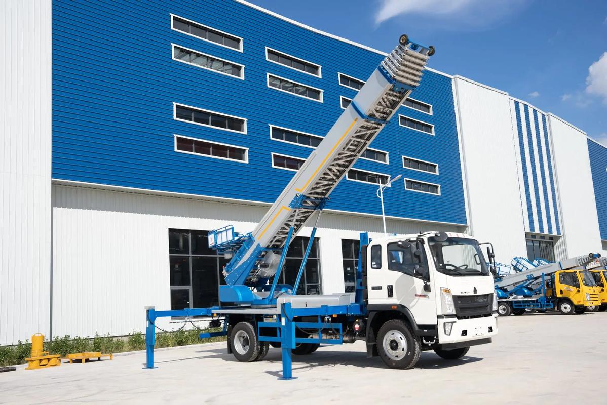 安顺小型云梯车上料车租赁多少钱