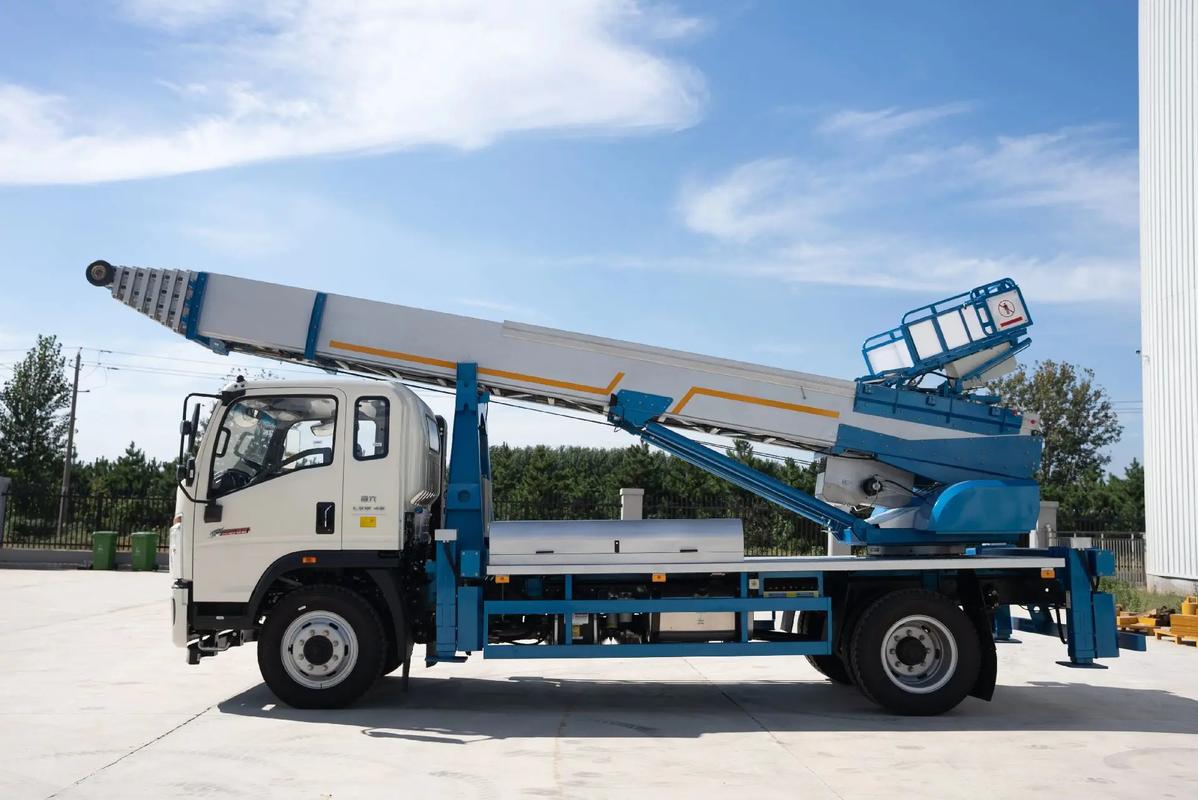 安顺云梯上料车租赁费用